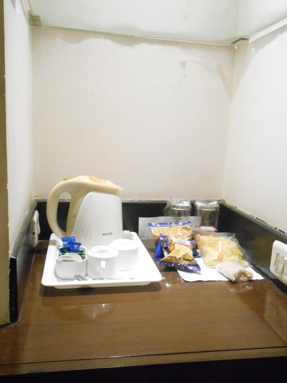 Hotel Metropole Kolkata Luaran gambar