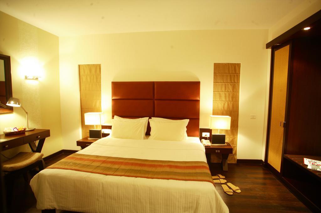 Hotel Metropole Kolkata Luaran gambar