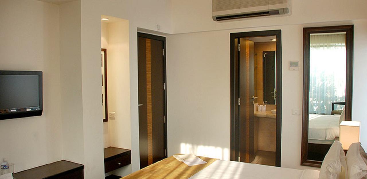 Hotel Metropole Kolkata Luaran gambar