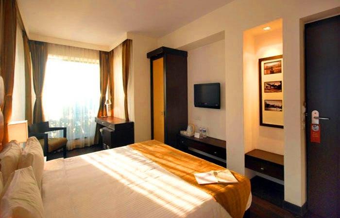 Hotel Metropole Kolkata Luaran gambar